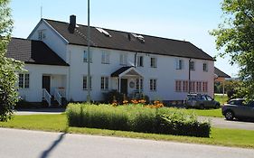 Grong Gård Guesthouse